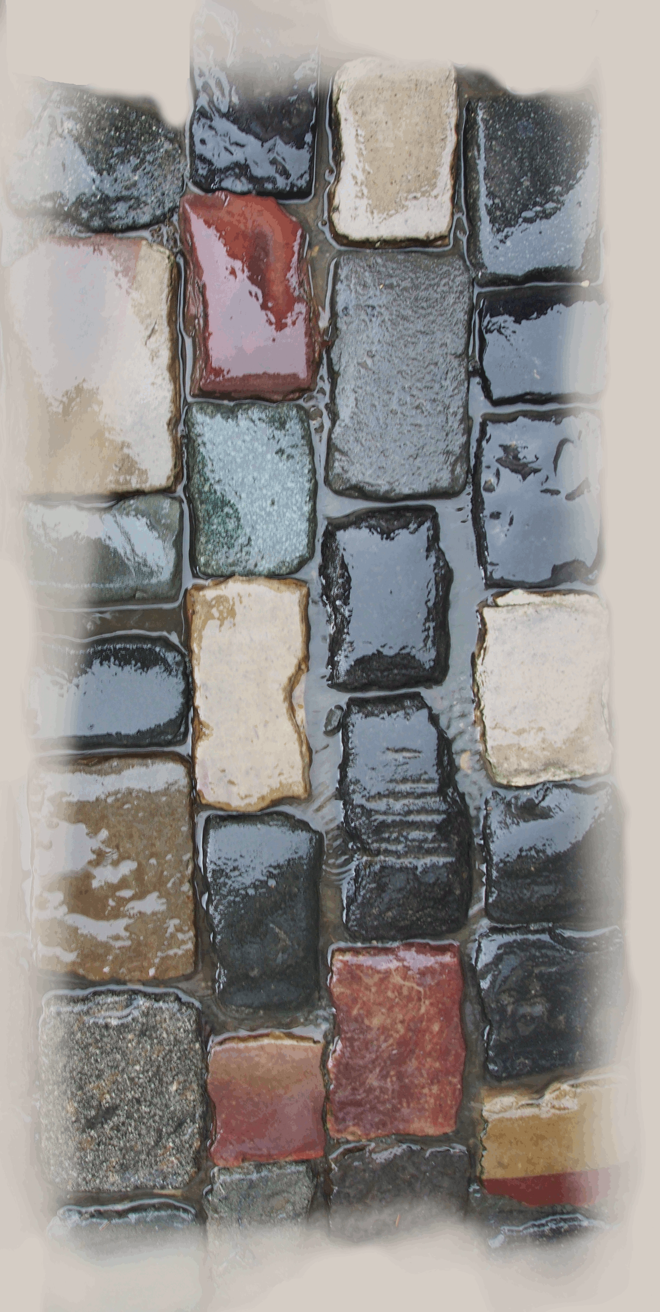 Foto, welches zeigt wie bunt die Pflastersteine sind