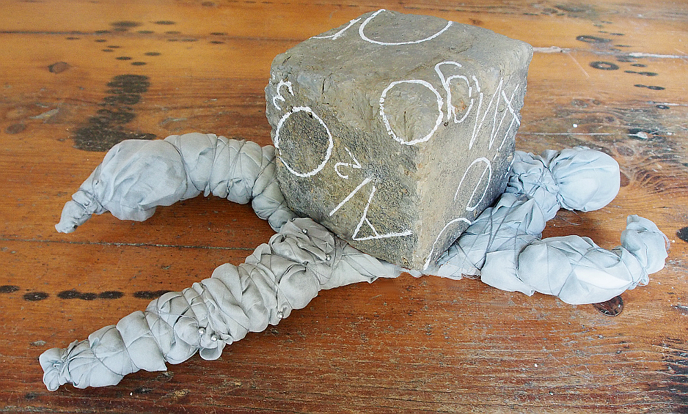 Pflasterstein mit Blumen